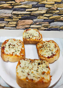 Cheese Chilly Garlic Bread