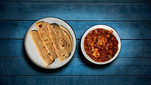 3 Chapathy + Gobi Manchurian (500 Ml)