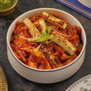 Kadhai Paneer ( Kurchan Style )