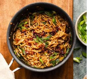 Fried Maggi   [Veg]