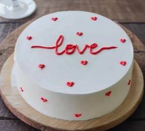 Couple Vanilla Cake
