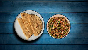 3 Chapathy + Egg & Peas Fry (500 Ml)
