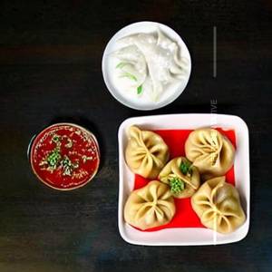 Paneer steamed  momos