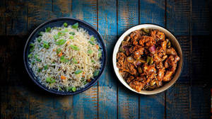 Half Veg Fried Rice (500ml) + Chilly Chicken (250 Ml)
