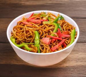 Veg. hakka noodles