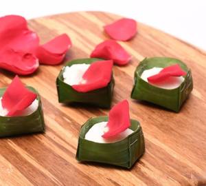 Gulab Patti Sandesh (2 Pieces)