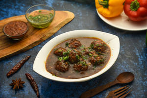 Veg Manchurian [8 Pieces]