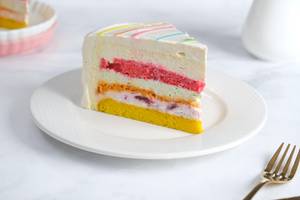 Rainbow Premium Veg Pastry
