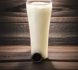 Lychee and mango smoothie 