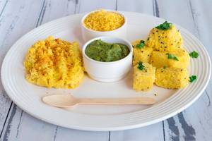 Oil Locho(500Gm)+Vagharela Khaman(250Gm)+Sev(100Gm)