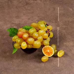 Arabian pulpy grapes                   