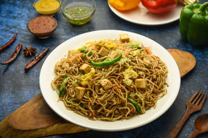 Egg Paneer Chowmein
