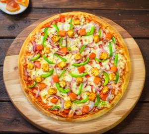 Cheese Chicken Paneer Pizza