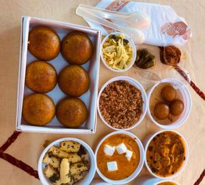 Dal Bafla Churma (3 Person)