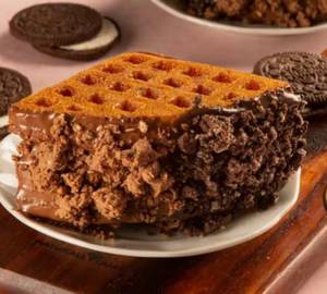 Kitkat and Oreo Pocket Waffle