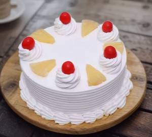Vanilla pineapple cake