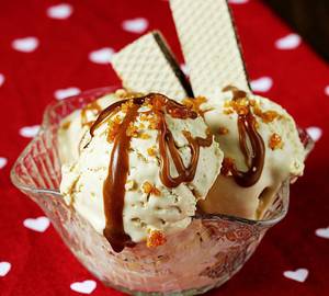 1 Scope Butterscotch Ice Cream with Dry Fruits