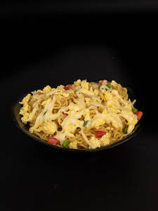 Egg Maggi With Cheese