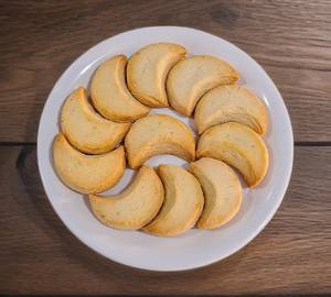 Moon Cookies (250 Gm)