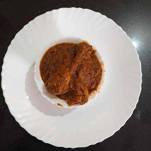Chicken Kosha With Aloo (3-4 Pcs)