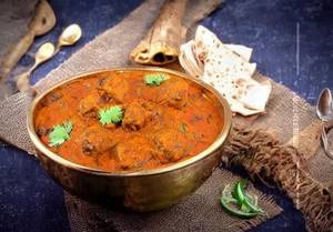 Kaju Mattar Masala
