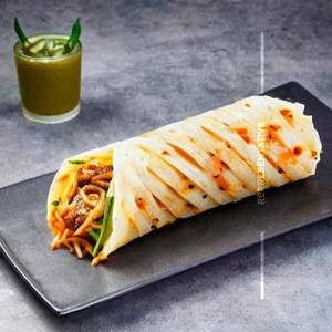 Schezwan Noodle Cheese Frankie