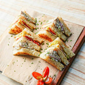 Chicken And Egg Club Sandwich