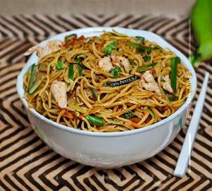 Chicken Schezwan Noodles