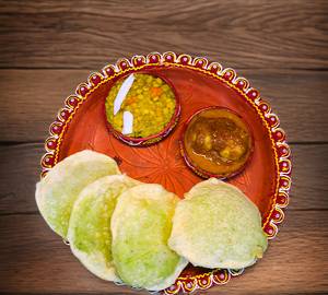 Koraishutir Kochuri [4 Pieces] With Aloo Dum Cholar Dal Combo