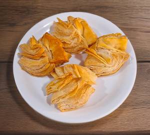 Bombay Salt Cookies (250 Gm)