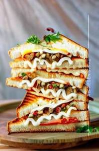 Chilli Cheese Grill Sandwich