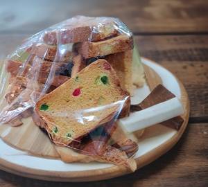 Tutti Fruitti Rusk 250Gms