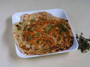 Rajasthani Methi Paratha