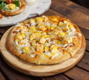 Paneer sweet corn pizza