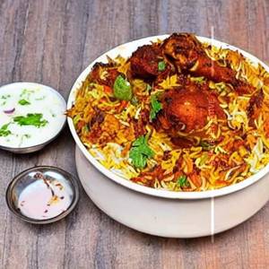 Murgh Lazeez Dum Biryani