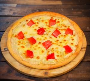 Tomato pizza