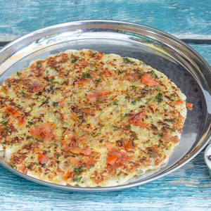 Onion Tomato Uttapam
