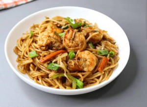 Burnt Garlic Mixed Noodles