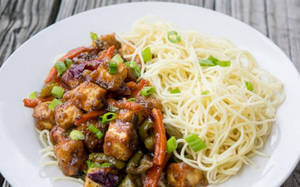 Chilli Paneer + Veg Noodles