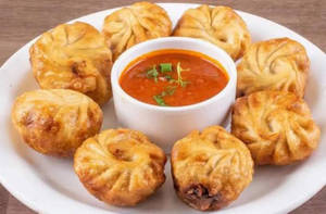 Veg Fried Momo - (4 Pcs )