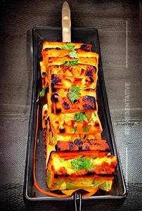 Paneer  Tikka Garlic Bread