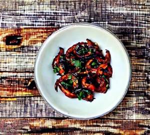 Chilli Basil Prawns