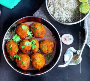 Dum Aloo Kashmiri