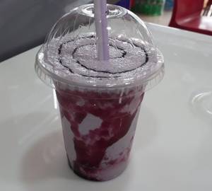 Blackcurrant Milkshake