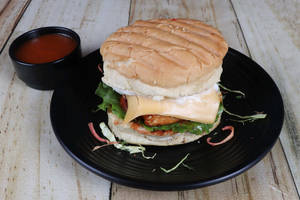Paneer Crisp & Crunchy Burger