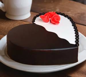Heart Shaped Choco-vanilla Cake