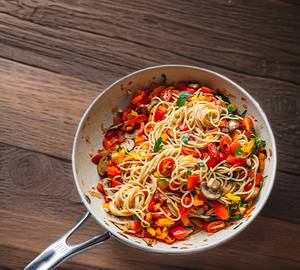 Mushroom Pepper Noodles (non-veg)