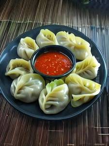 Veg Steamed Momos
