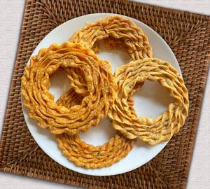 Naadan Murukku Big (5 Nos)