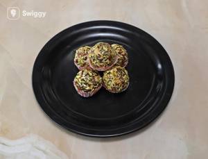 Khajoor Ladoo